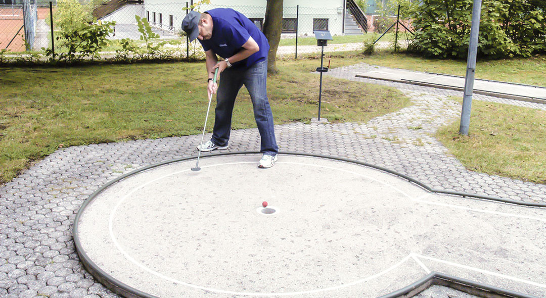 Trostberg-Freizeitzentrum-Minigolf-Szenenfoto